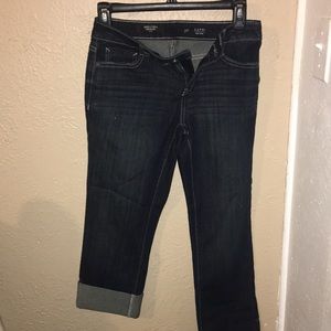 Simply Vera- Vera Wang Capri mid rise jeans
